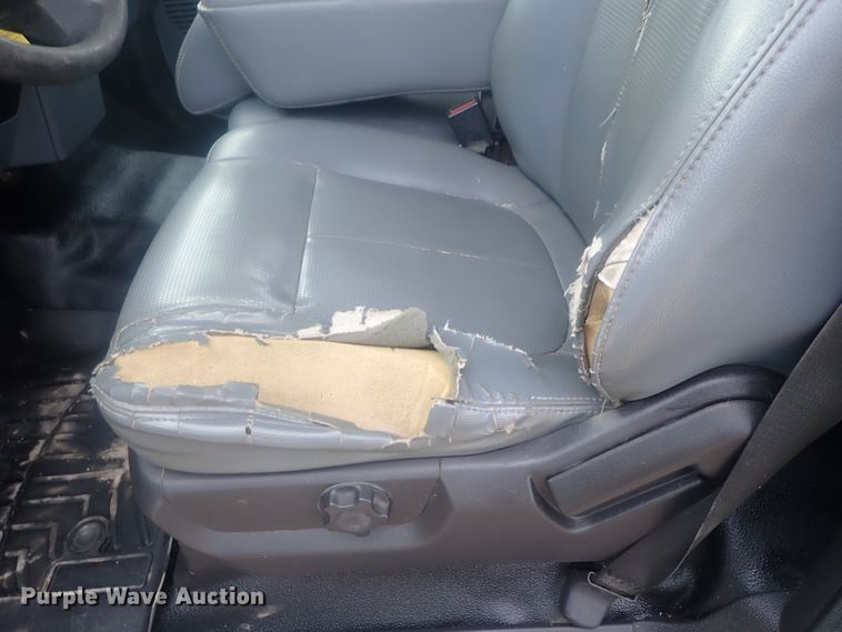 image for item DI7491 2011 Ford F450 Super Duty  truck chassis