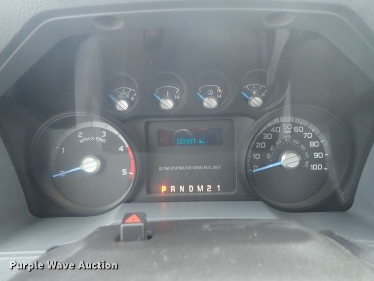 image for item DI7491 2011 Ford F450 Super Duty  truck chassis