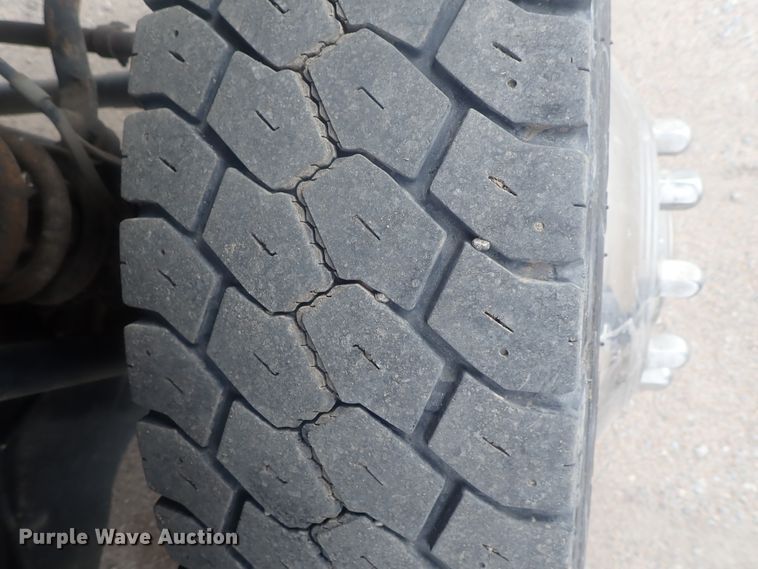 image for item DI7491 2011 Ford F450 Super Duty  truck chassis