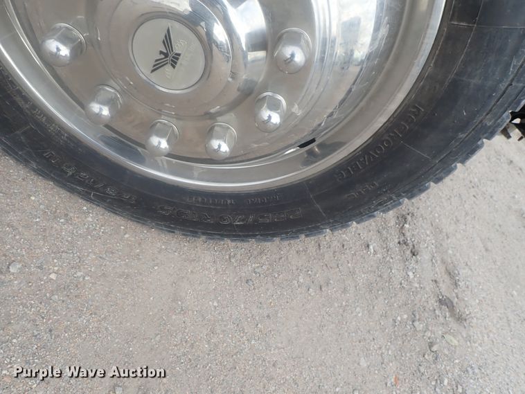 image for item DI7491 2011 Ford F450 Super Duty  truck chassis