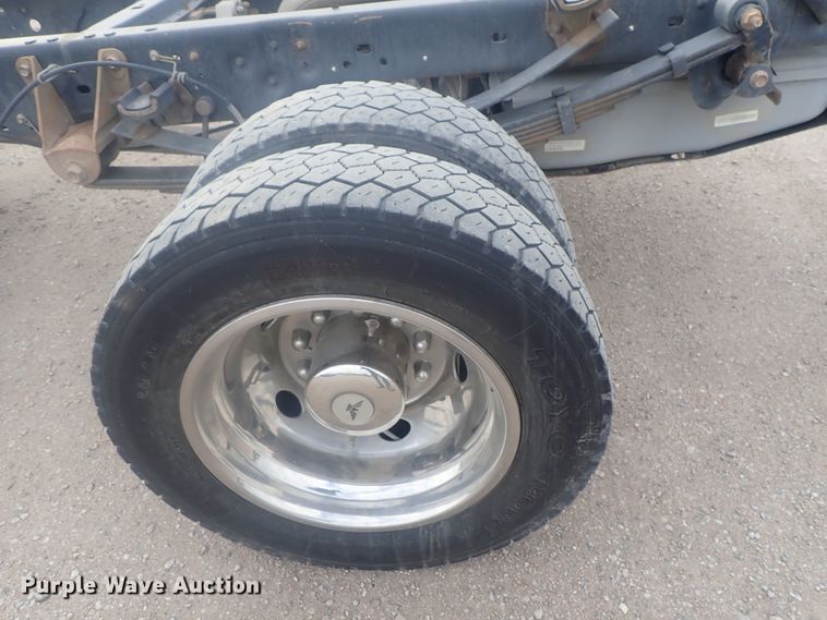 image for item DI7491 2011 Ford F450 Super Duty  truck chassis