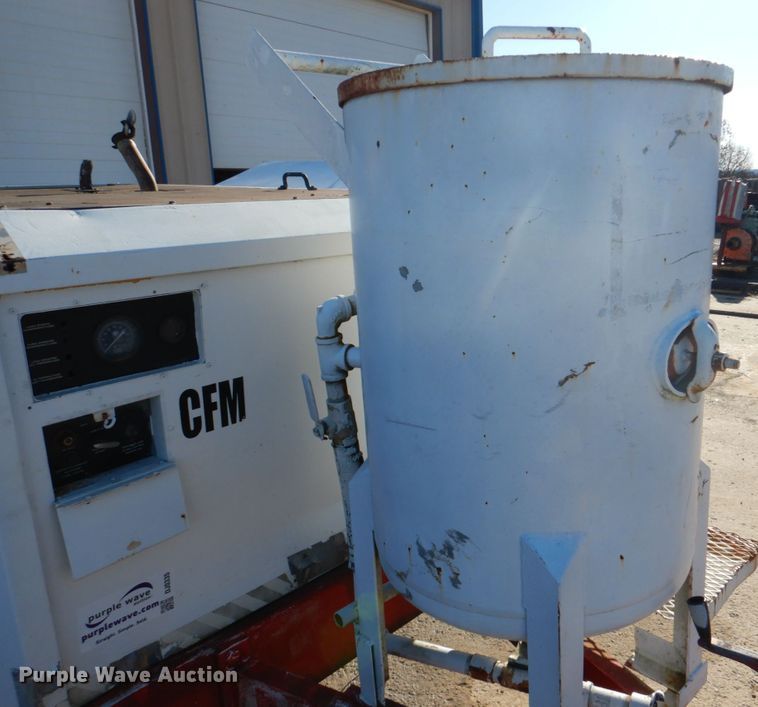 image for item DJ0335 Ingersoll Rand  air compressor