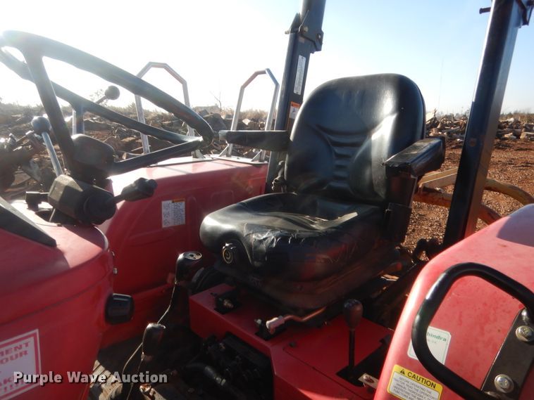 image for item DJ2159 Mahindra 4025  MFWD tractor