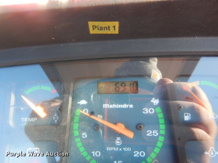 image for item DJ2159 Mahindra 4025  MFWD tractor