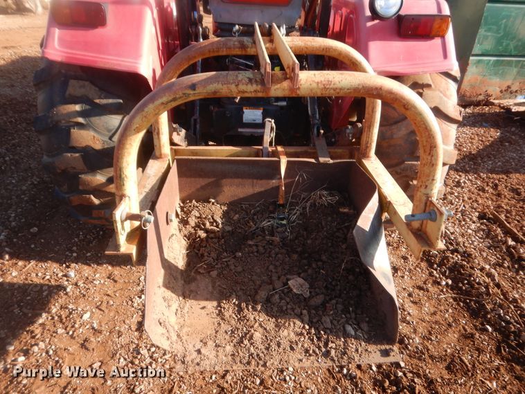 image for item DJ2159 Mahindra 4025  MFWD tractor