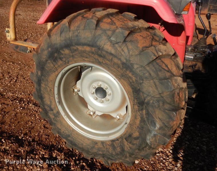 image for item DJ2159 Mahindra 4025  MFWD tractor