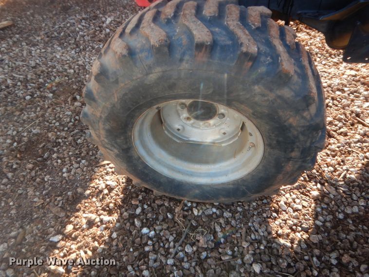 image for item DJ2159 Mahindra 4025  MFWD tractor