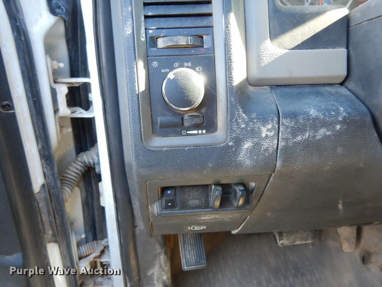 image for item DJ8024 2011 Dodge Ram 5500HD  flatbed truck