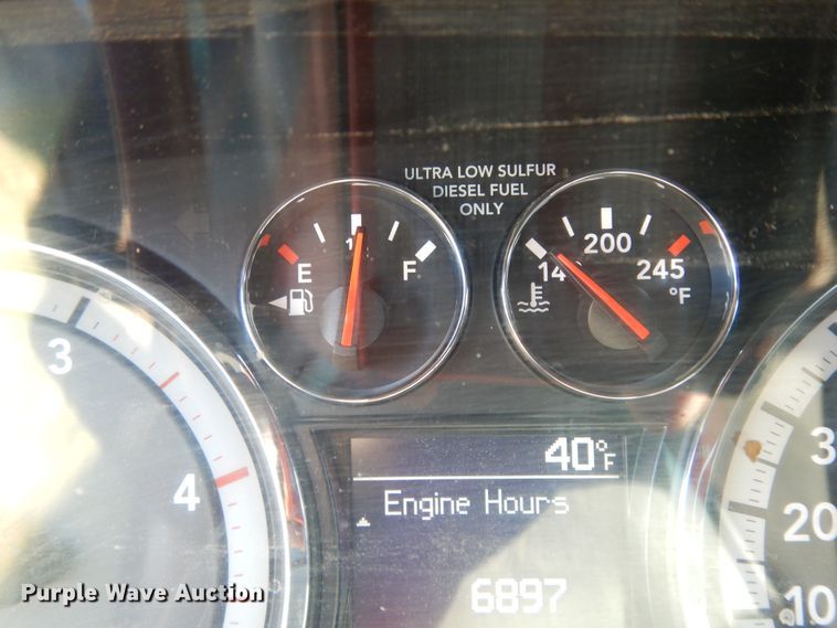 image for item DJ8024 2011 Dodge Ram 5500HD  flatbed truck