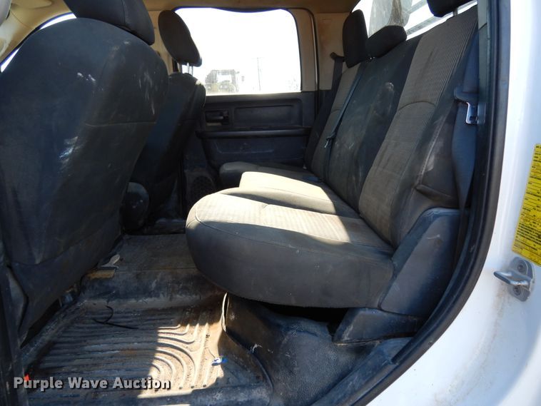 image for item DJ8024 2011 Dodge Ram 5500HD  flatbed truck