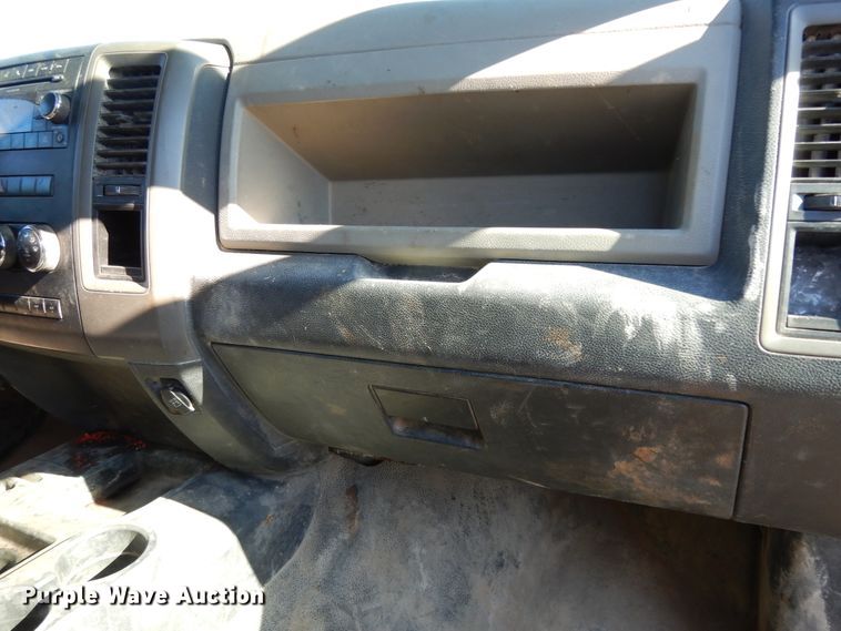 image for item DJ8024 2011 Dodge Ram 5500HD  flatbed truck