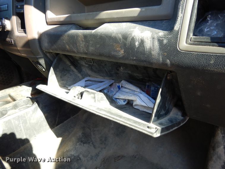 image for item DJ8024 2011 Dodge Ram 5500HD  flatbed truck