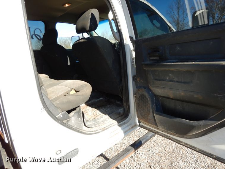 image for item DJ8024 2011 Dodge Ram 5500HD  flatbed truck