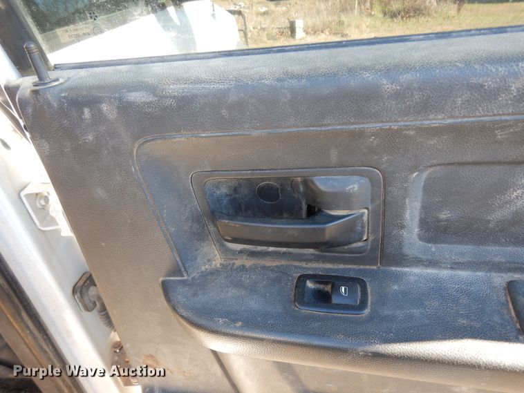 image for item DJ8024 2011 Dodge Ram 5500HD  flatbed truck