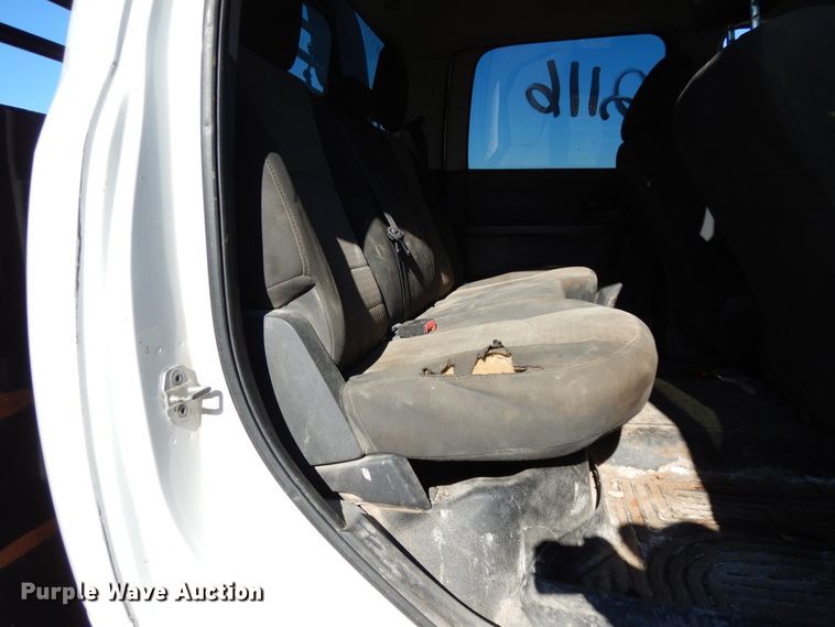 image for item DJ8024 2011 Dodge Ram 5500HD  flatbed truck