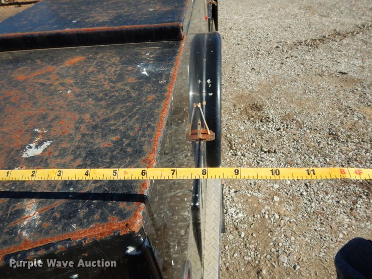 image for item DJ8024 2011 Dodge Ram 5500HD  flatbed truck