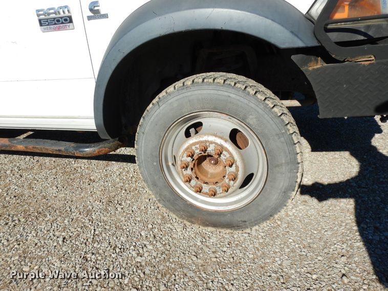 image for item DJ8024 2011 Dodge Ram 5500HD  flatbed truck