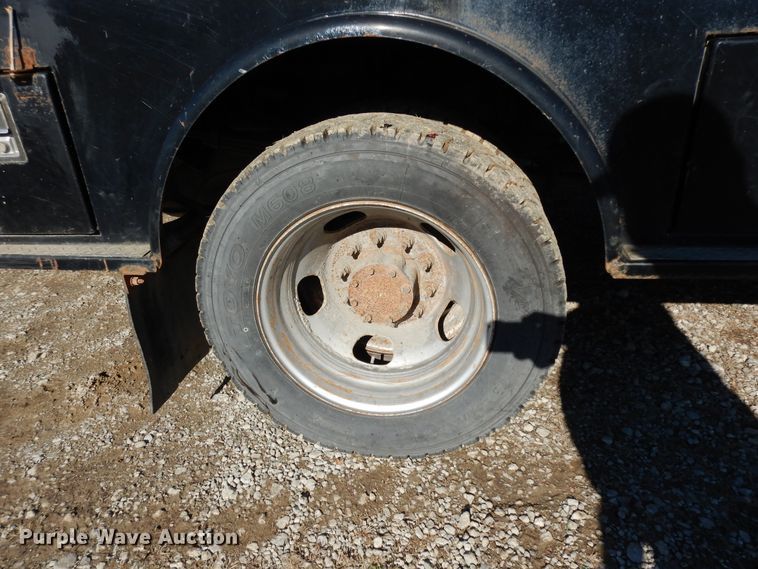 image for item DJ8024 2011 Dodge Ram 5500HD  flatbed truck