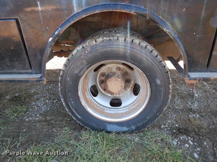 image for item DJ8024 2011 Dodge Ram 5500HD  flatbed truck