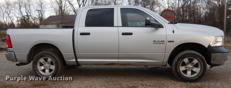 image for item DJ8033 2014 Dodge Ram 1500  Crew Cab pickup truck