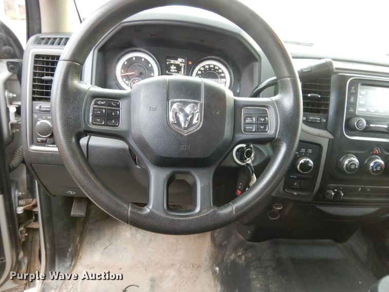 image for item DJ8033 2014 Dodge Ram 1500  Crew Cab pickup truck