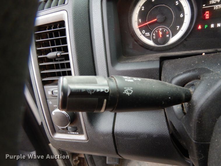 image for item DJ8033 2014 Dodge Ram 1500  Crew Cab pickup truck