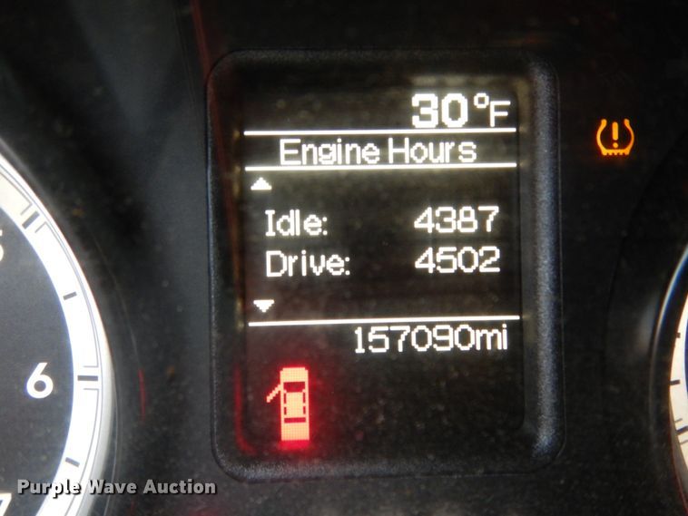 image for item DJ8033 2014 Dodge Ram 1500  Crew Cab pickup truck