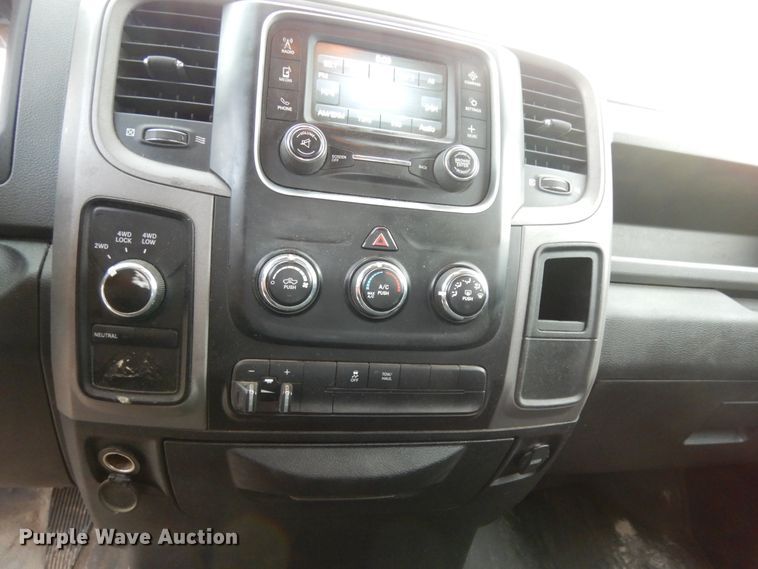 image for item DJ8033 2014 Dodge Ram 1500  Crew Cab pickup truck