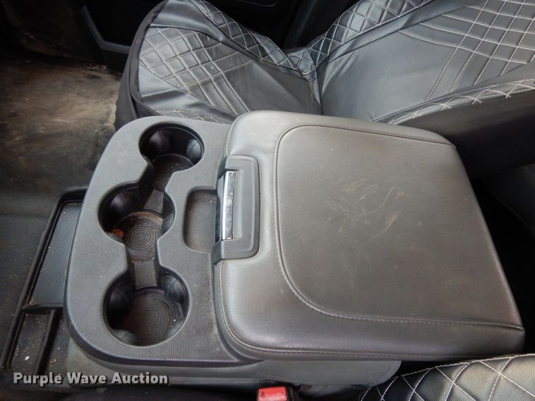 image for item DJ8033 2014 Dodge Ram 1500  Crew Cab pickup truck