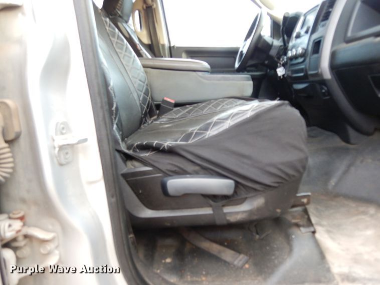 image for item DJ8033 2014 Dodge Ram 1500  Crew Cab pickup truck