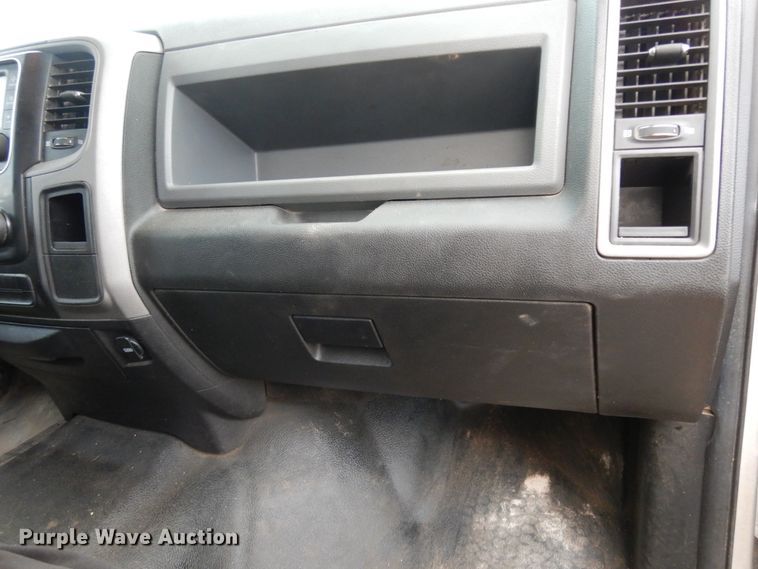 image for item DJ8033 2014 Dodge Ram 1500  Crew Cab pickup truck