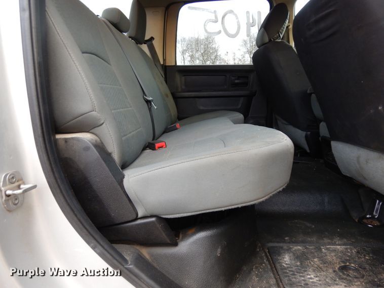 image for item DJ8033 2014 Dodge Ram 1500  Crew Cab pickup truck