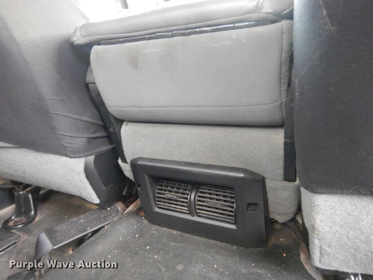 image for item DJ8033 2014 Dodge Ram 1500  Crew Cab pickup truck