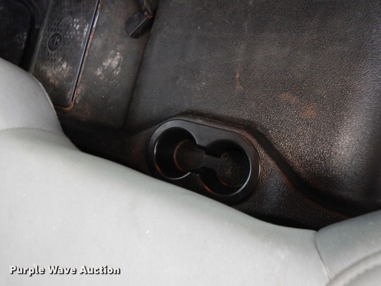 image for item DJ8033 2014 Dodge Ram 1500  Crew Cab pickup truck