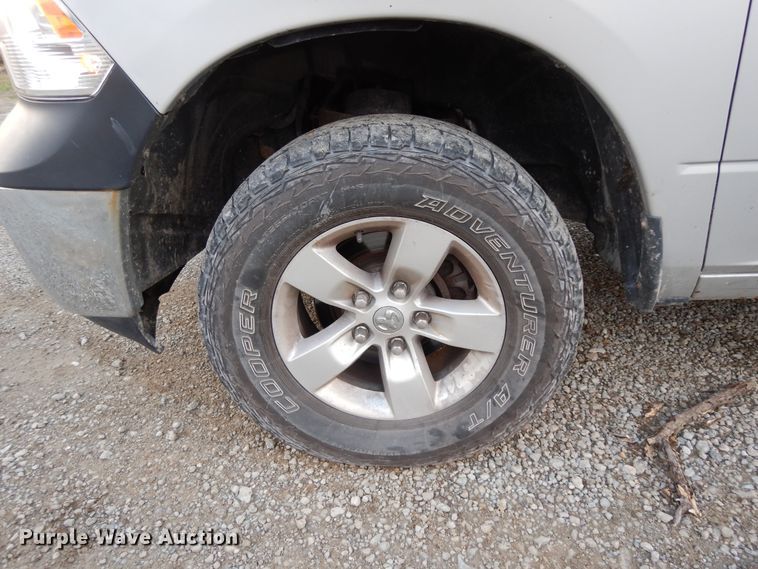 image for item DJ8033 2014 Dodge Ram 1500  Crew Cab pickup truck