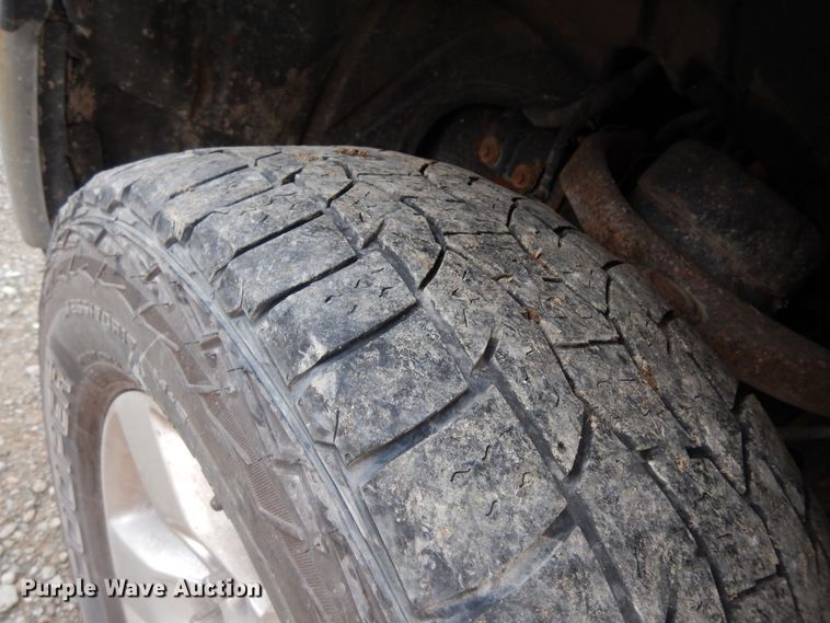 image for item DJ8033 2014 Dodge Ram 1500  Crew Cab pickup truck