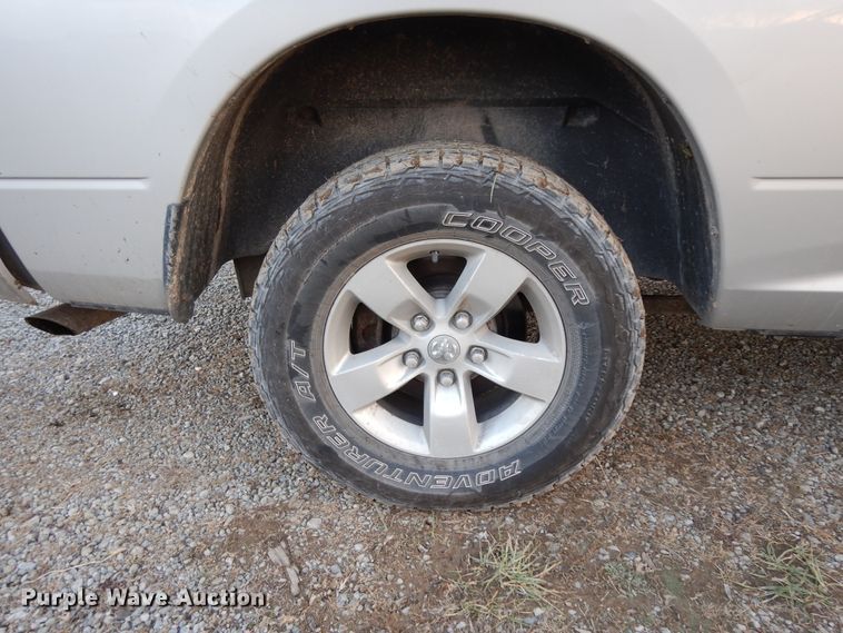 image for item DJ8033 2014 Dodge Ram 1500  Crew Cab pickup truck