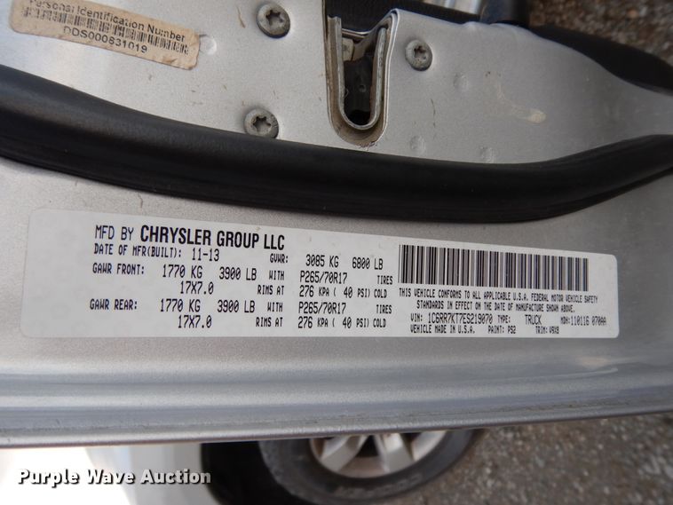 image for item DJ8033 2014 Dodge Ram 1500  Crew Cab pickup truck