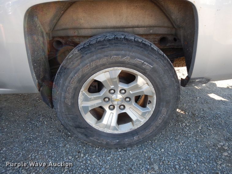 image for item DJ8041 2014 Chevrolet Silverado 1500  Double Cab pickup truck