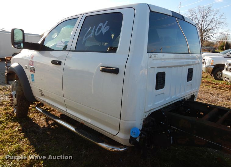 image for item DJ8042 2011 Dodge Ram 5500HD  Crew Cab truck cab and chassis
