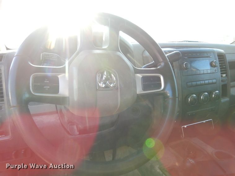 image for item DJ8042 2011 Dodge Ram 5500HD  Crew Cab truck cab and chassis