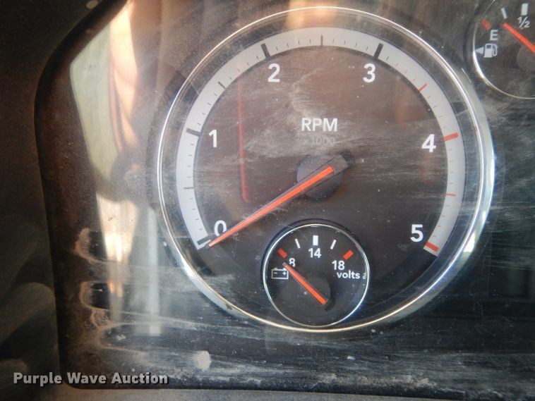 image for item DJ8042 2011 Dodge Ram 5500HD  Crew Cab truck cab and chassis