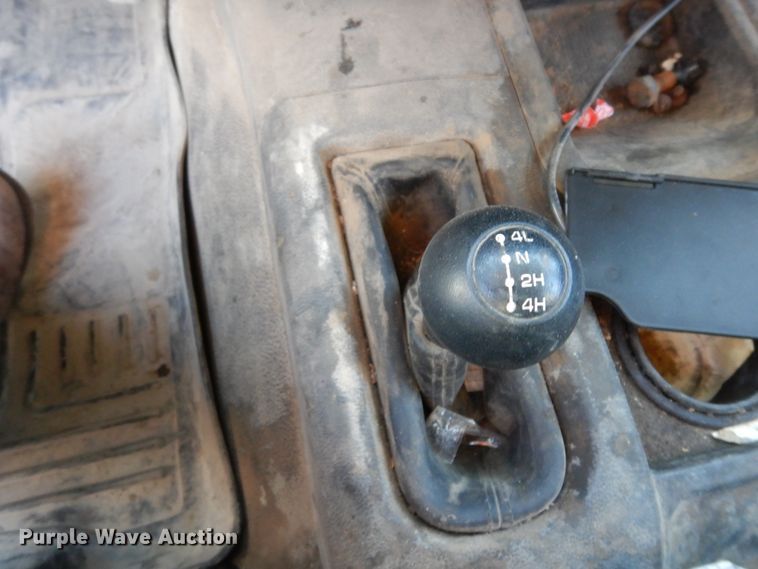 image for item DJ8042 2011 Dodge Ram 5500HD  Crew Cab truck cab and chassis