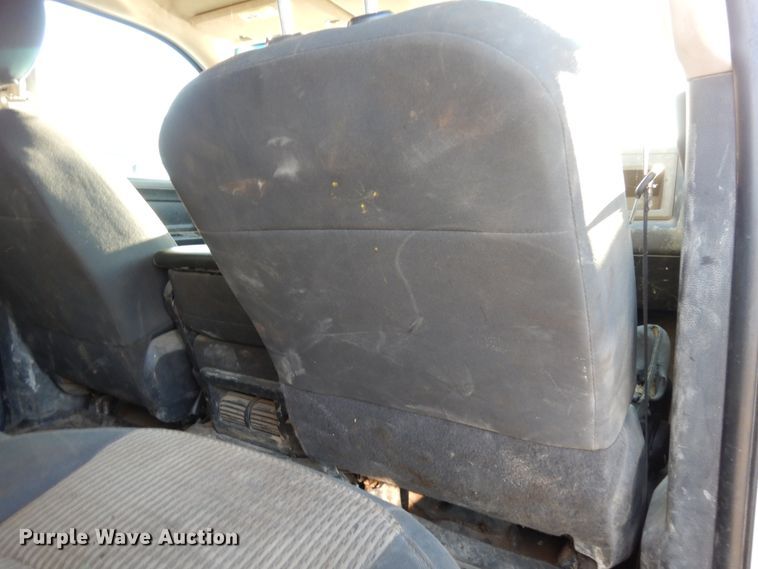 image for item DJ8042 2011 Dodge Ram 5500HD  Crew Cab truck cab and chassis