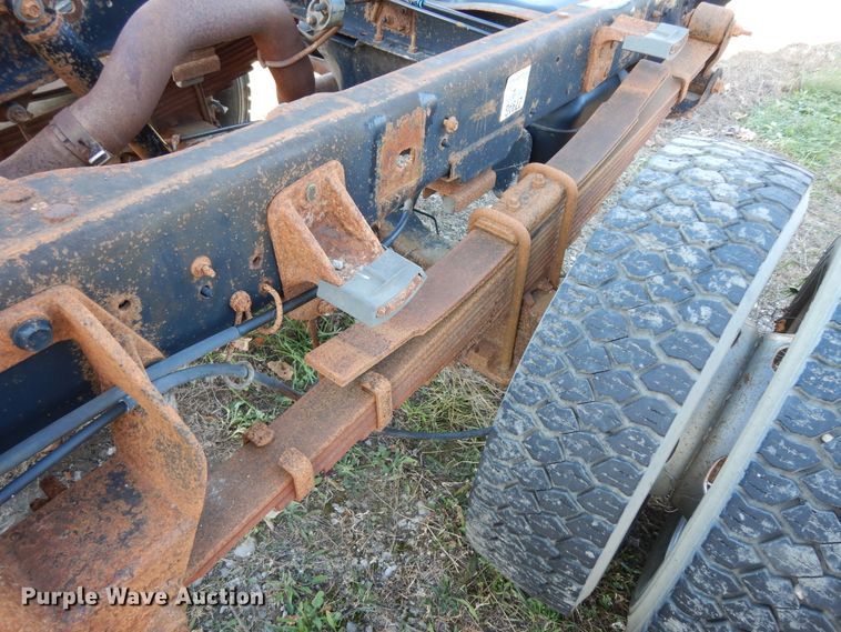 image for item DJ8042 2011 Dodge Ram 5500HD  Crew Cab truck cab and chassis