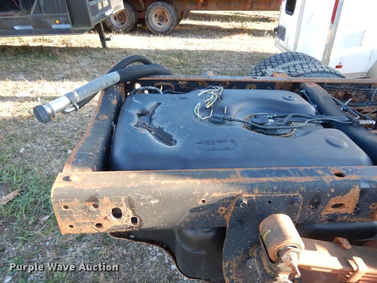 image for item DJ8042 2011 Dodge Ram 5500HD  Crew Cab truck cab and chassis