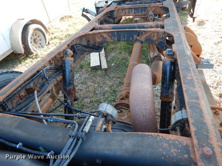 image for item DJ8042 2011 Dodge Ram 5500HD  Crew Cab truck cab and chassis