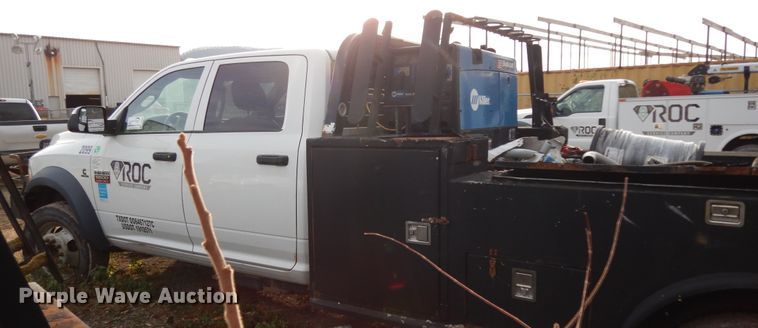 image for item DJ8064 2011 Dodge Ram 5500HD  flatbed truck