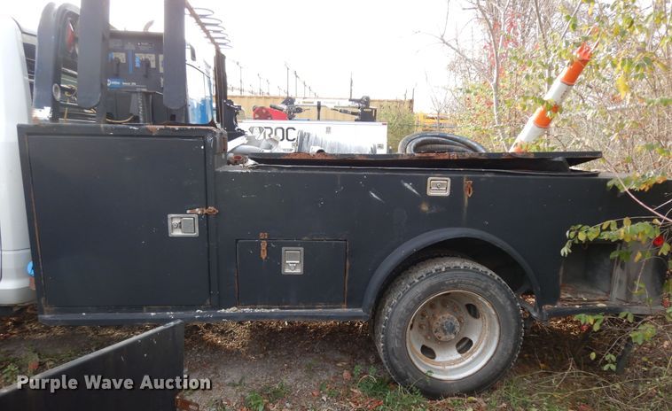 image for item DJ8064 2011 Dodge Ram 5500HD  flatbed truck