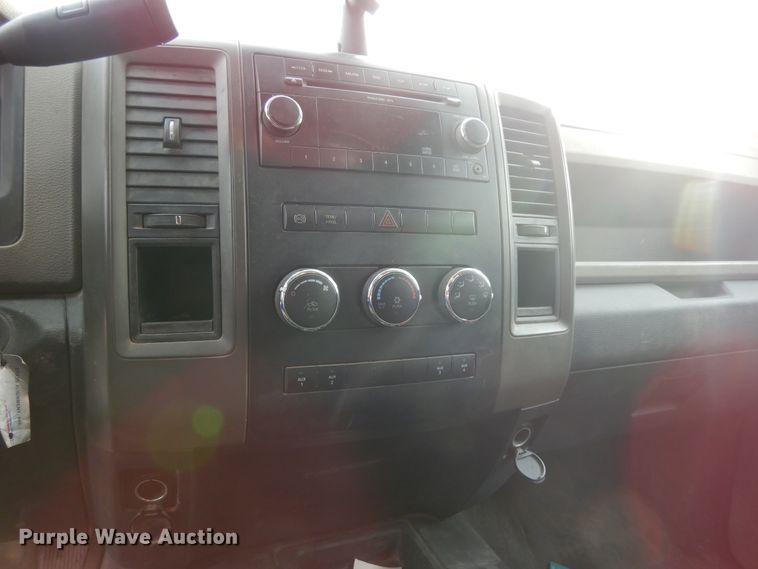 image for item DJ8064 2011 Dodge Ram 5500HD  flatbed truck